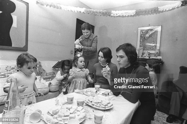 January 01, 1977. Madrid. Spain. The actress and singer Rocio Durcal celebrating her daughter Carmen's birthday with her husband, the singer Antonio...