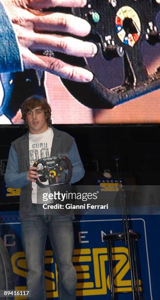 November, 2005. Madrid . Homage to Fernando Alonso, F1 racing driver and World Champion 2005, in the program 'El Largero' of the Channel SER Radio...