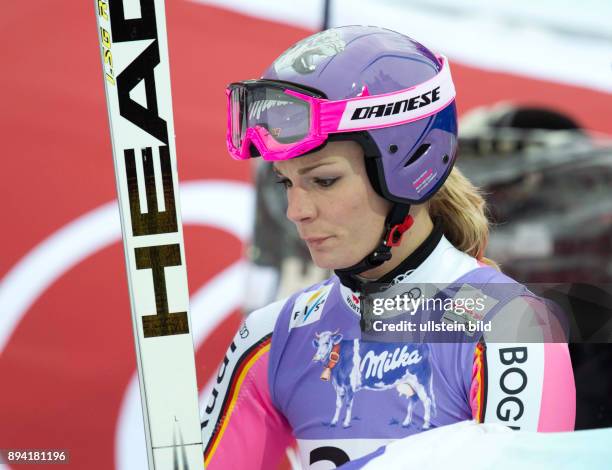 Ski Alpin WM Schladming 2013 Super G Damen Maria HOEFL-RIESCH enttaeuscht ueber ihr Ausscheiden