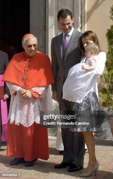 June 07, 2006. Madrid, Spain. The Princes of Asturias introduce to their first born, the Infant Mrs Leonor, to the Atocha Virgin, saint of the...