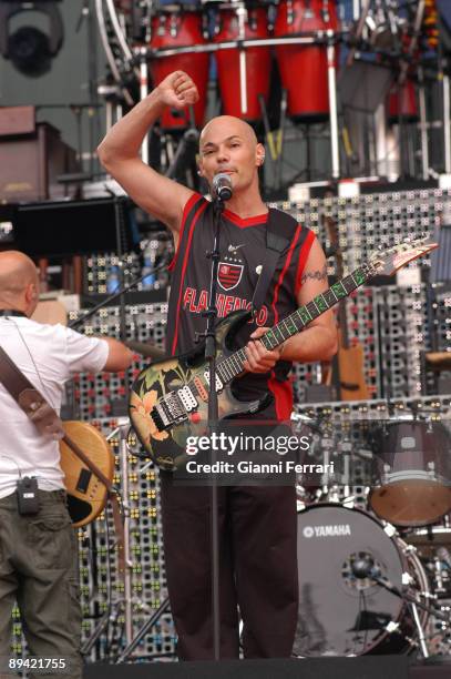 June 17, 2006. Vicente Calderon Stadium, Madrid . 40th Anniversary of the 40 Principales. Number 1 Concert 'Seguridad Social' in concert. In the...