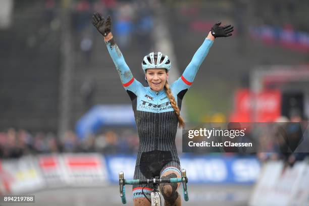 9th WC Namur 2017 / Women Arrival / Evie RICHARDS Celebration / Women / World Cup /