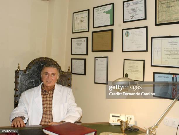 Roberto Zelicovich. Plastic plastic surgeon accused by disfiguring several women after its interventions of cosmetic surgery.