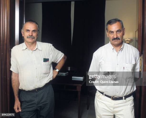 Archeologist Eudald Carbonell and biologist Joe Maria Bermudez de Castro, Atapuerca site directors. They've written the book 'Atapuerca: perdidos en...