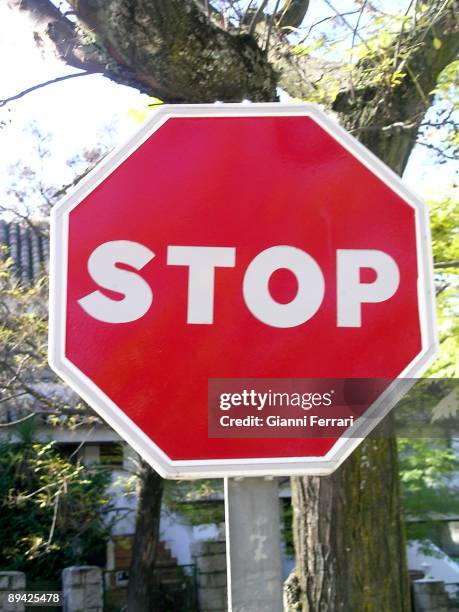 Full Stop Sign Photos and Premium High Res Pictures - Getty Images