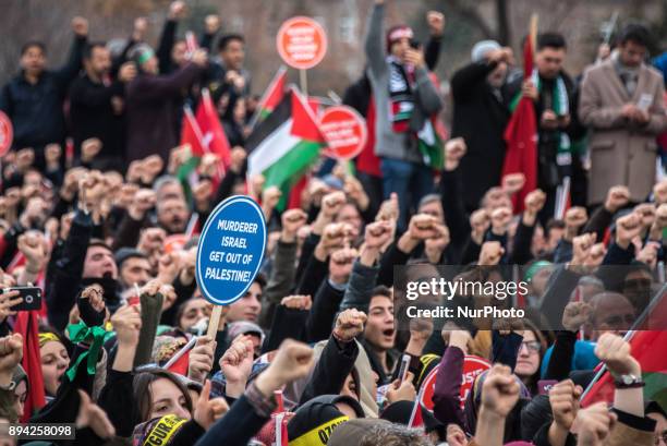 Islamic groups held a large protest in Ankara, Turkey, on Sunday 17 December 2017, in response to the US government's recognition of Jerusalem as the...