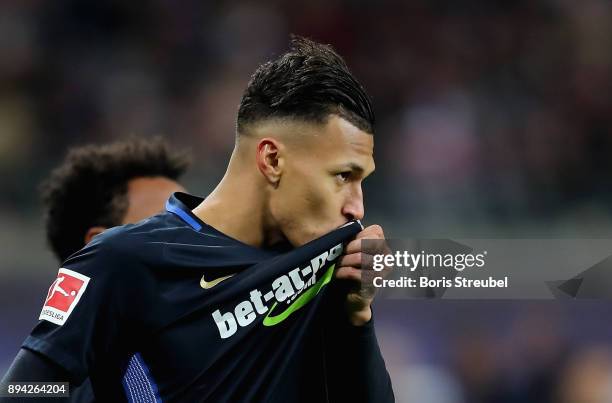 Davie Selke of Hertha BSC celebrates after scoring his team's third goal during the Bundesliga match between RB Leipzig and Hertha BSC at Red Bull...