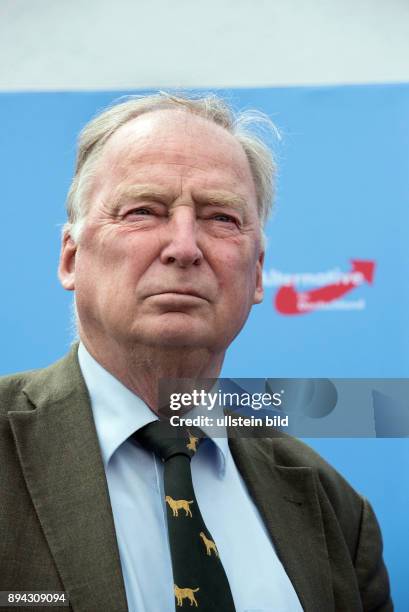 Berlin, , Pressekonferenz der AFD auf der Dachterrasse ihres Parteibüros, Alexander Gauland