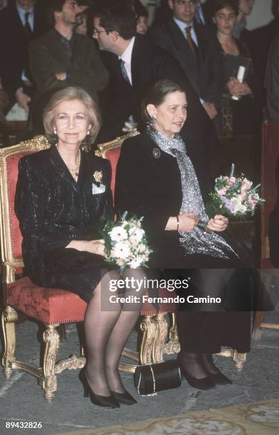 The Queen Mrs. Sofia accompanied by their sister the princess Irene from Greece during the Philharmonic Orchestra 's Extraordinary Concert and...