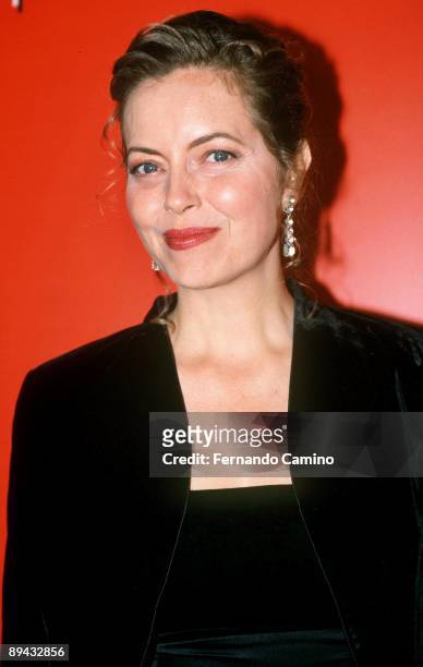 Premiere of Angela 's new movie Molina, Point of Aim that it plays next to Greta Scacchi and Jeff Goldblum Premiere of Angela 's new movie Molina,...