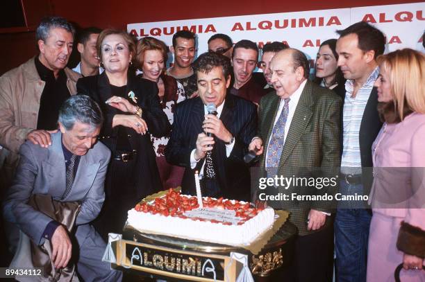 Farewell of Andres Pajares of the play "La Jaula de las Locas ". Andres Pajares accompanied by Juanito Navarro, Francisco Valladares, their...