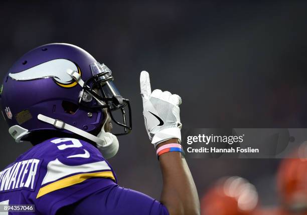 Teddy Bridgewater of the Minnesota Vikings takes the field for the first time since the 2015-16 season in the fourth quarter of the game against the...