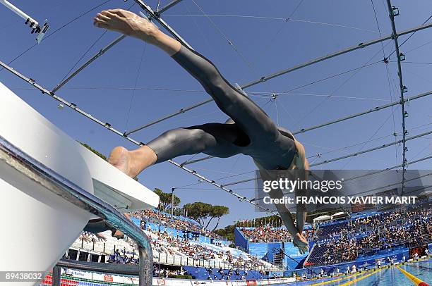 France's Alain Bernard competes during the men's 100m freestyle qualifications on July 29, 2009 at the FINA World Swimming Championships in Rome....