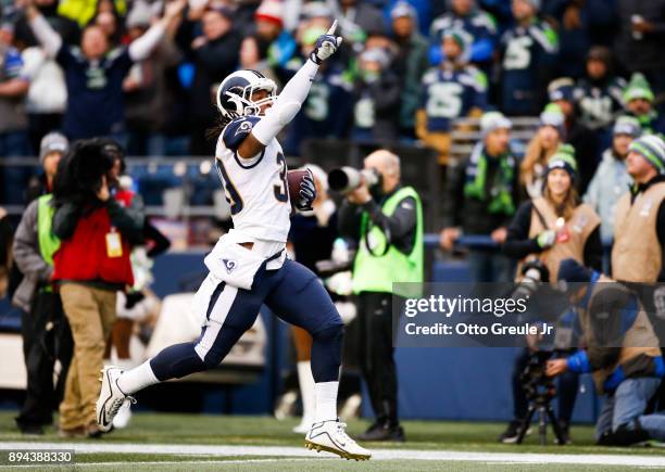 Go Rams Pointing Finger 145 Todd Finger Photos & High Res Pictures - Getty Images