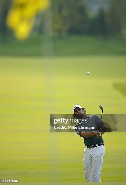 Mathew Goggin chips on the 10th hole during the third round of the Turning Stone Resort Championship at Atunyote Golf Club, September 22, 2007 in...