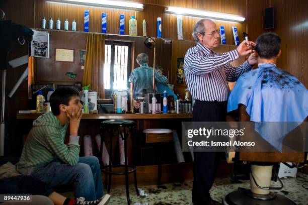 March 19, 2008. Barbate, Cadiz, Andalussia, Spain. Old fashioned barbershop.