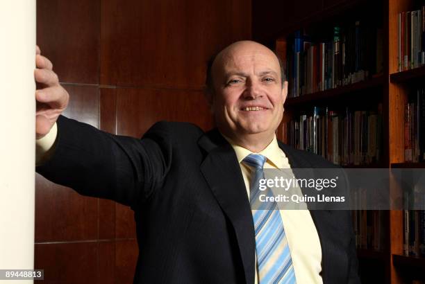 January 18, 2007. Madrid, Spain. Portrait of Juan Ramon Quintas, president of the Spanish Confederation of Savings banks , in his office.