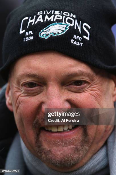 Jim Cramer follows the action on the sideline of the Philadelphia Eagles vs New York Giants game at MetLife Stadium on December 17, 2017 in East...