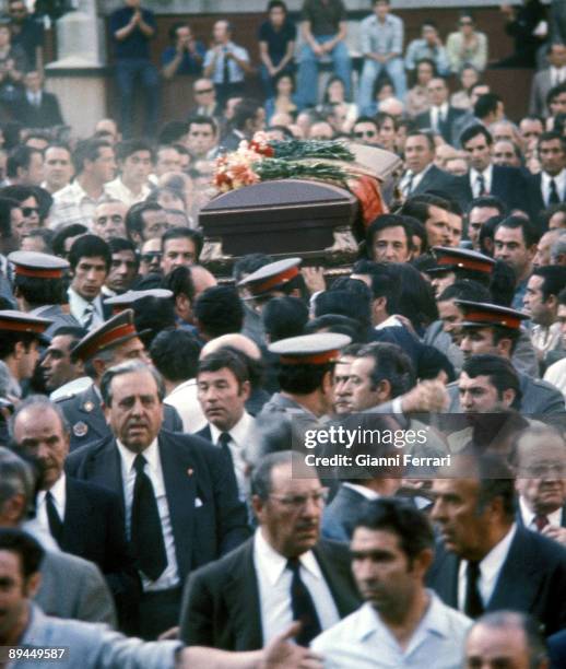 Spain. Burial of the bullfighter Antonio Bienvenida.