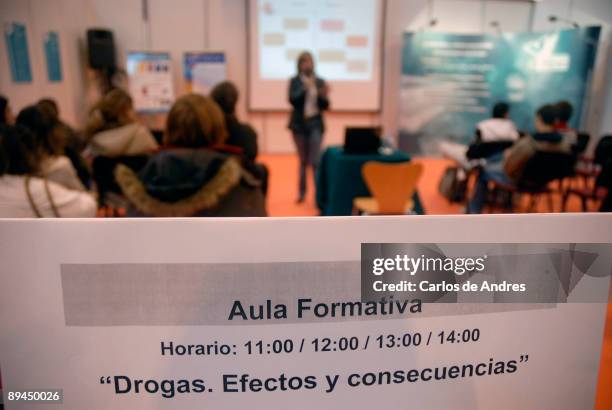 Medicine and health. Expo Health. IFEMA. Madrid. 2008. Studies against the drug.