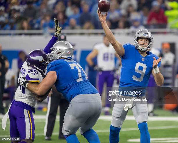 Matthew Stafford of the Detroit Lions throws the football against the Minnesota Vikings during an NFL game at Ford Field on November 23, 2016 in...