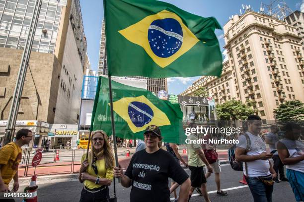 Protesters protested on 17 December 2017 on Avenida Paulista in Sao Paulo, Brazil, asking Lula in the Chain. The Federal Regional Court of the 4th...