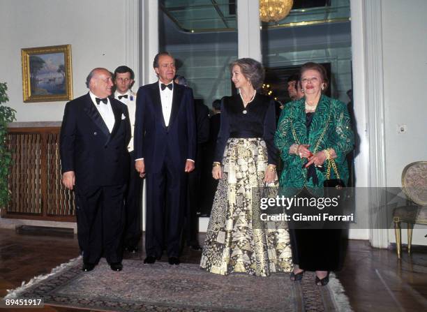 May 25, 1993. Istanbul, Turkey. Official visit of the King of Spain Juan Carlos and Sofia to Turkey. The Kings with the President Suleyman Demirel.