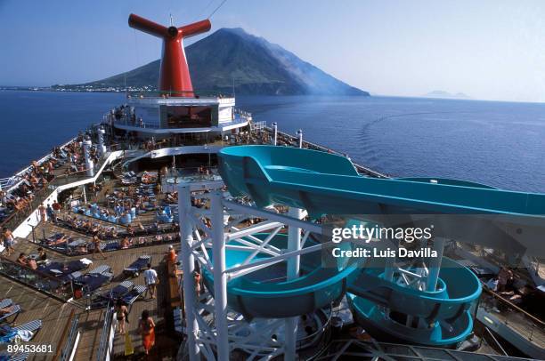 Carnival, barco de lujo.