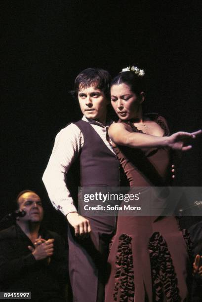 Sara Baras, flamenco dancer Dancing next to a dancer