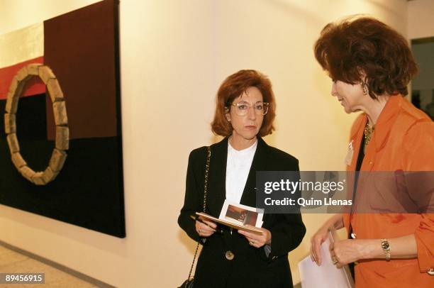 Maria Corral and Juana de Aizpuru In the art fair ARCO 1993