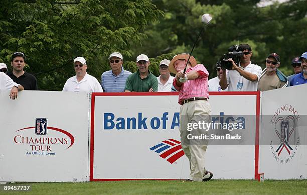 Tom Kite hits from the 15th tee box during the first round of the Bank of America Championship at Nashawtuc Country Club held on June 20, 2008 in...