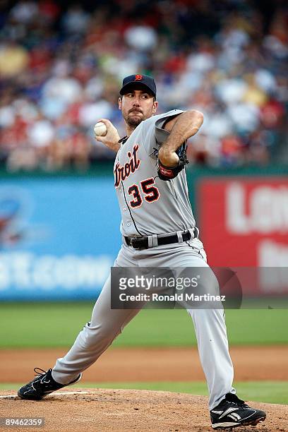 Pitcher Justin Verlander of the Detroit Tigers throws against the Texas Rangers on July 29, 2009 at Rangers Ballpark in Arlington, Texas.