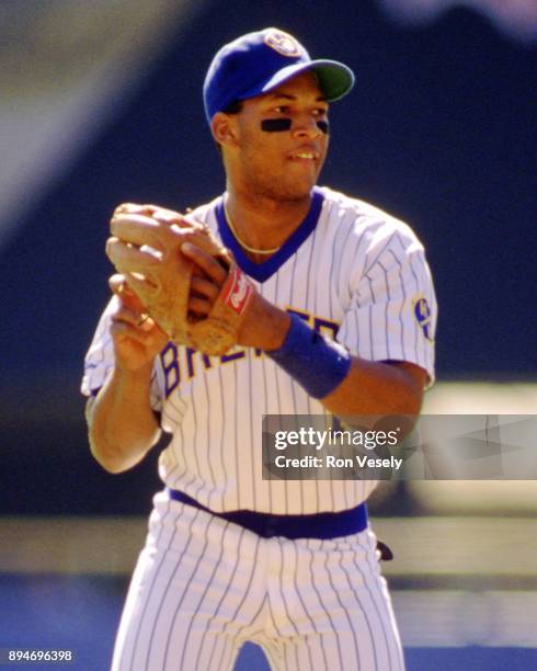 Gary Sheffield of the Milwaukee Brewers fields during an MLB game at County Stadium in Milwaukee, Wisconsin during the 1989 season.