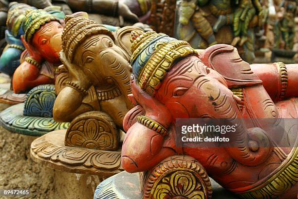 sculptures of hindu elephant-faced deity ganesha - madras indien stock pictures, royalty-free photos & images