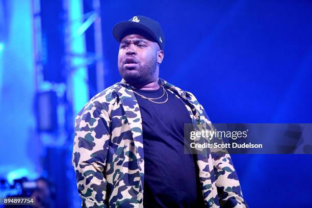 Eesddy Rapper 108 Eddy Baker Stock Photos, High-Res Pictures, and Images - Getty Images