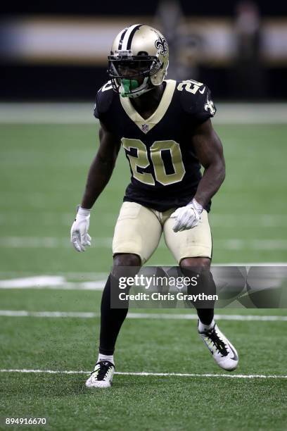 Ken Crawley of the New Orleans Saints in action against the New York Jets at Mercedes-Benz Superdome on December 17, 2017 in New Orleans, Louisiana.
