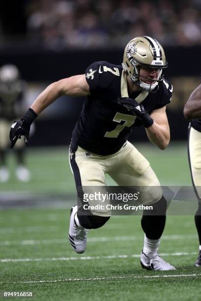 Taysom Hill of the New Orleans Saints in action against the New York Jets at Mercedes-Benz Superdome on December 17, 2017 in New Orleans, Louisiana.