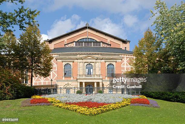 opera house bayreuth festspielhaus - bayreuth stock pictures, royalty-free photos & images