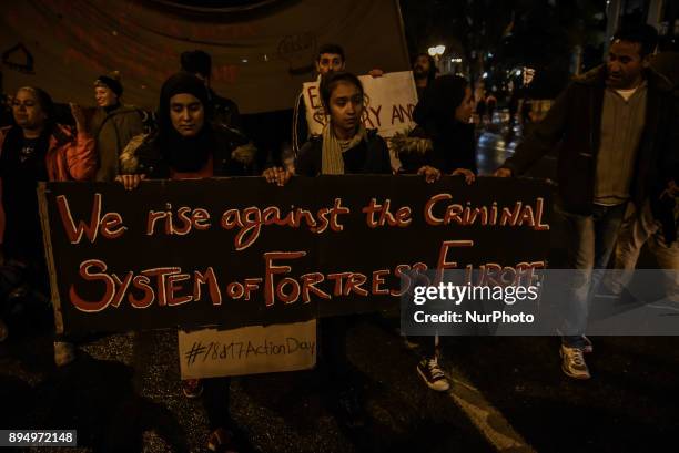 Demonstration take place in Athens, Greece on 18 December 2017 on the International Day of Migration. Protesting against the slavery of migrants in...