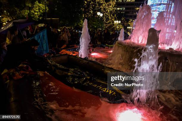 Demonstration take place in Athens, Greece on 18 December 2017 on the International Day of Migration. Protesting against the slavery of migrants in...