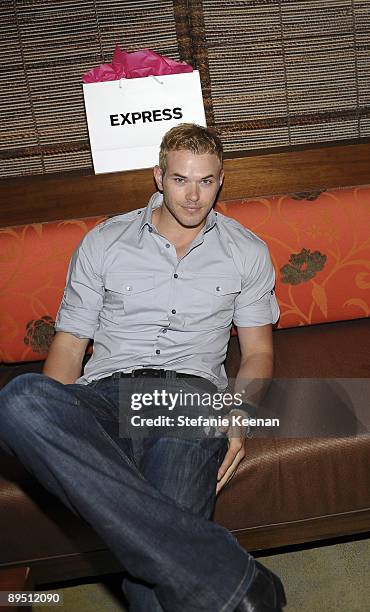 Kellan Lutz attends The Hit the Road TXT L8TR Campaign Event at Nobu on July 29, 2009 in Los Angeles, California.