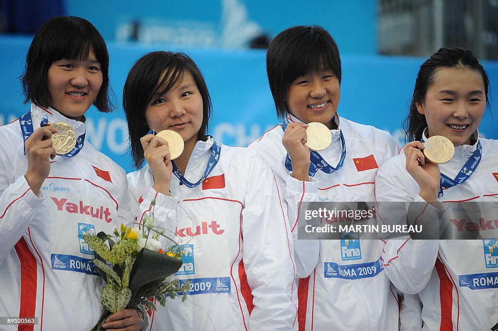 The Chinese team Yang Yu, Zhu Qian Wei,