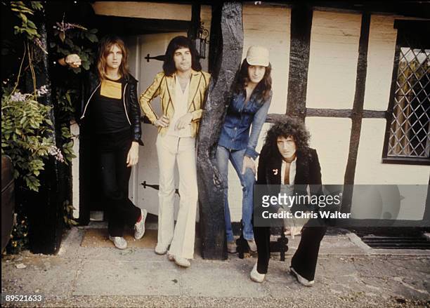 Roger Taylor, Freddie Mercury, John Deacon, Brian May