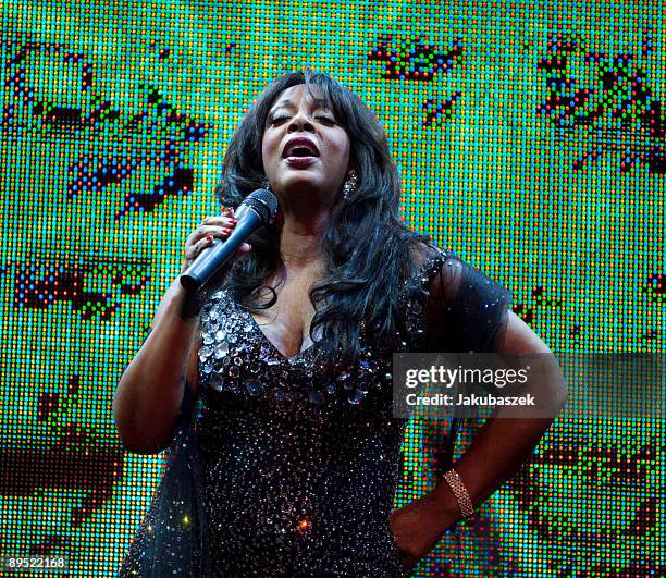 Singer Donna Summer performs live during a concert at the Tempodrom on July 30, 2009 in Berlin, Germany. The concert is the only concert in Germany.