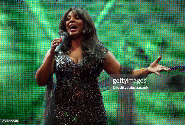 Singer Donna Summer performs live during a concert at the Tempodrom on July 30, 2009 in Berlin, Germany. The concert is the only concert in Germany.