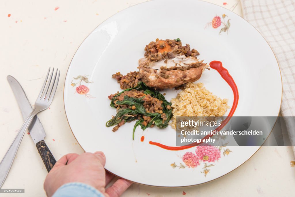 Chicken with lentils, spinach and bulgur.