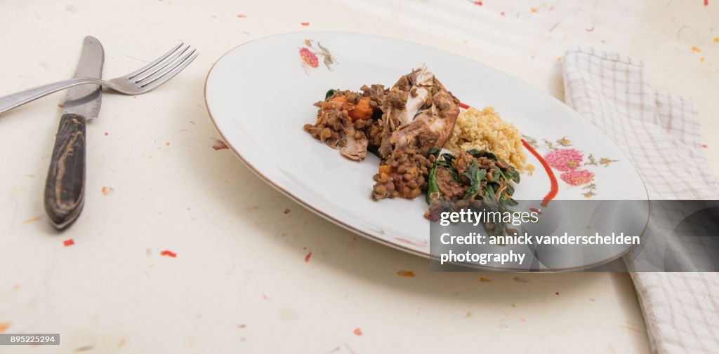 Chicken with lentils, spinach and bulgur.