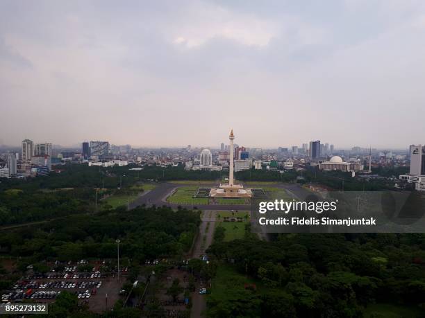 high angle view of monas (national monument) in jakarta, indonesia - national monument 個照片及圖片檔