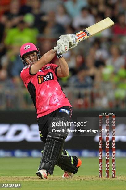 Stephen O'Keefe of the Sixers bats during the Big Bash League match between the Sydney Thunder and the Sydney Sixers at Spotless Stadium on December...
