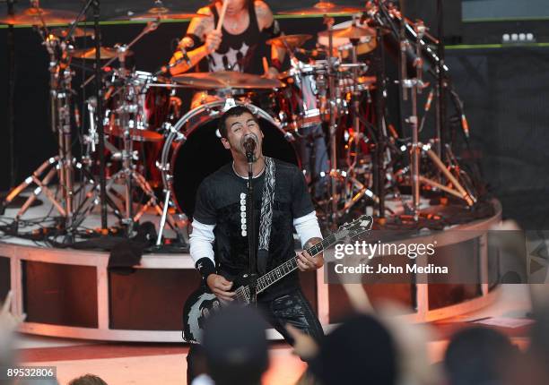 Sully Erna of Godsmack performs during "Crue Fest 2" at Shoreline Amphitheatre on July 30, 2009 in Mountain View, California.